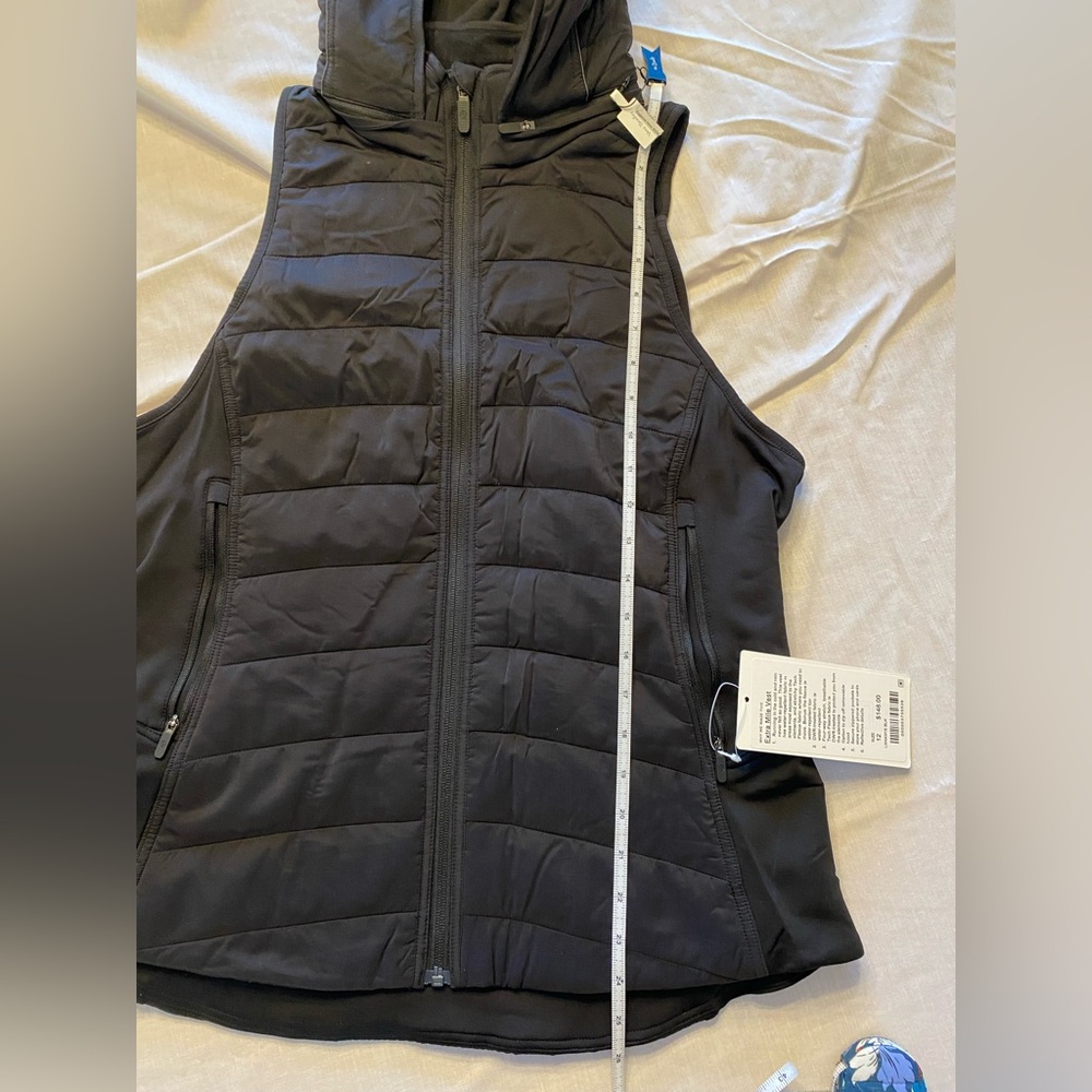Lululemon Extra Mile Vest Black 12 NWT - Picture 3 of 6